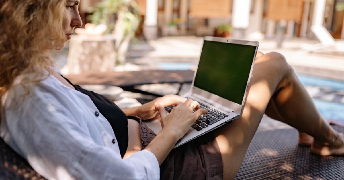 The Best Side Hustles for 2026: Digital Skills That Actually Pay